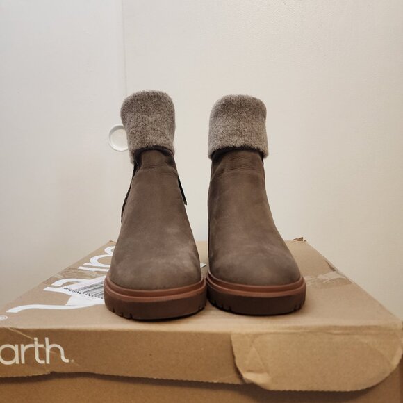 Earth Womens Gresa Waterproof Medium Natural Leather Block Heel from Macy’s C013 - Picture 2 of 8